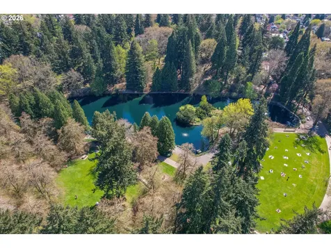 3574 E Burnside Street Portland OR 97214