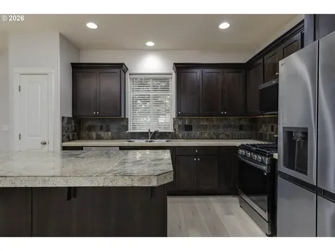 5627 SW 186th Place Beaverton OR 97078