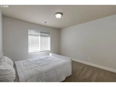 5627 SW 186th Place Beaverton OR 97078