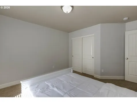 5627 SW 186th Place Beaverton OR 97078