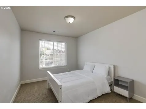 5627 SW 186th Place Beaverton OR 97078