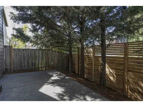 5627 SW 186th Place Beaverton OR 97078