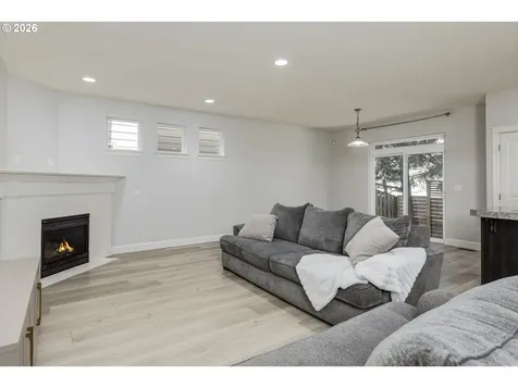 5627 SW 186th Place Beaverton OR 97078