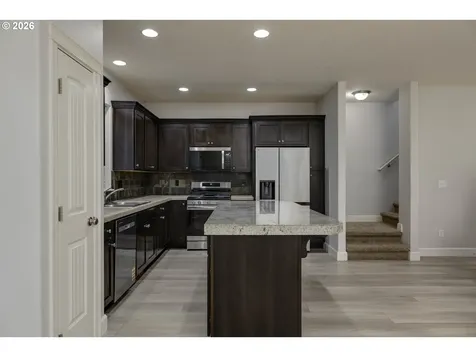 5627 SW 186th Place Beaverton OR 97078
