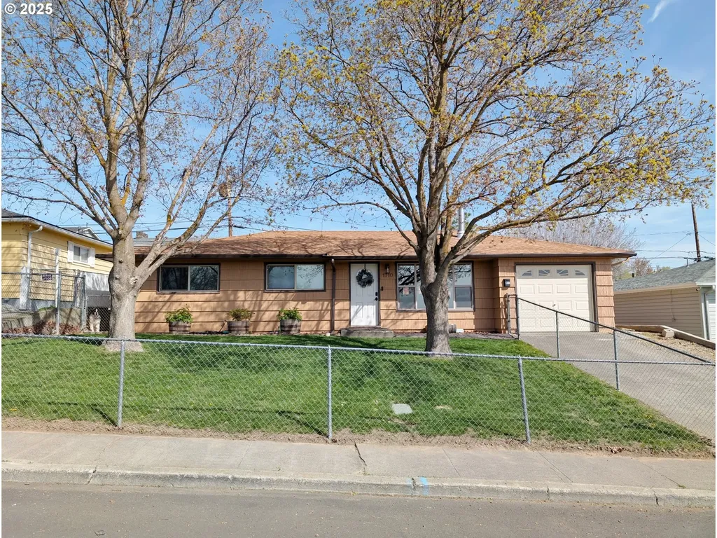 1310 SW 24th Street Pendleton OR 97801