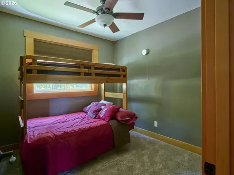 502 Loowit Lane Cougar WA 98616