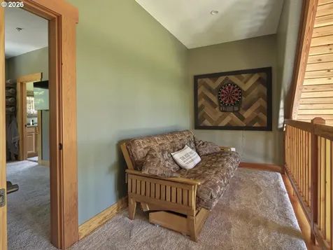 502 Loowit Lane Cougar WA 98616