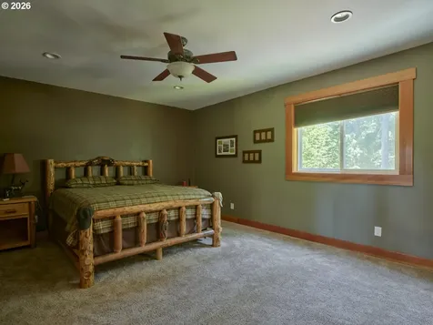 502 Loowit Lane Cougar WA 98616