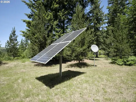 502 Loowit Lane Cougar WA 98616
