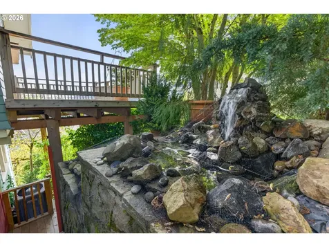 2440 SW Hoffman Avenue Portland OR 97201