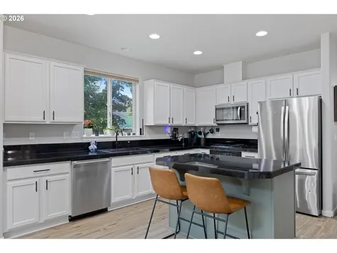 4406 SE Jones Lane Troutdale OR 97060