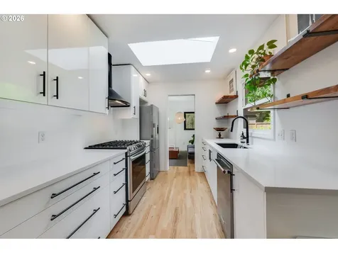 4391 Upper Drive Lake Oswego OR 97035
