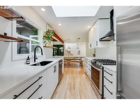 4391 Upper Drive Lake Oswego OR 97035