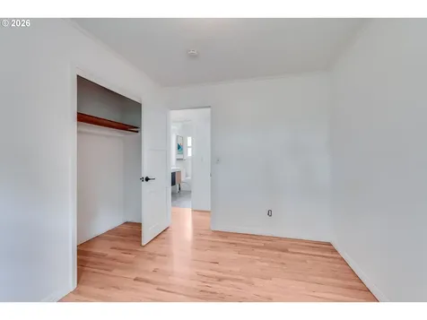 4391 Upper Drive Lake Oswego OR 97035