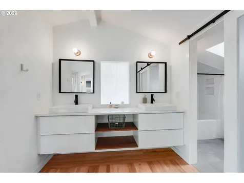 4391 Upper Drive Lake Oswego OR 97035