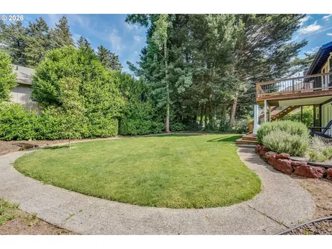 4391 Upper Drive Lake Oswego OR 97035