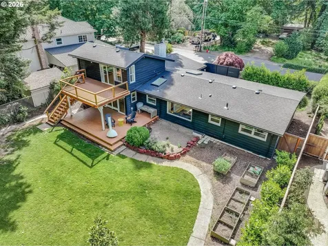 4391 Upper Drive Lake Oswego OR 97035