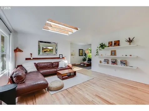 4391 Upper Drive Lake Oswego OR 97035