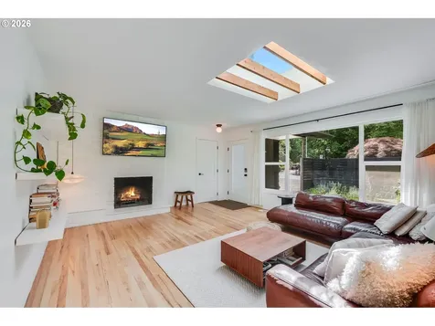 4391 Upper Drive Lake Oswego OR 97035
