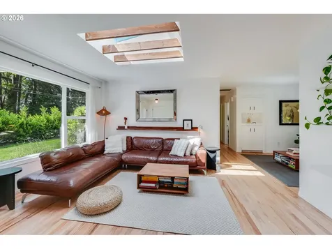 4391 Upper Drive Lake Oswego OR 97035