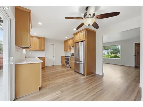 2555 NE 146th Drive Portland OR 97230