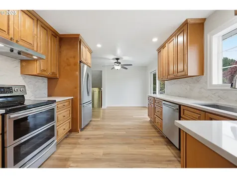 2555 NE 146th Drive Portland OR 97230
