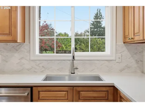 2555 NE 146th Drive Portland OR 97230