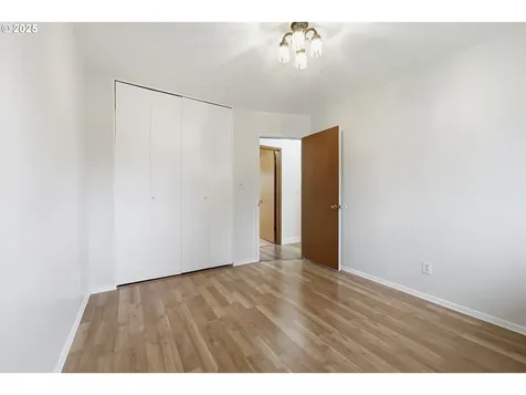 2555 NE 146th Drive Portland OR 97230