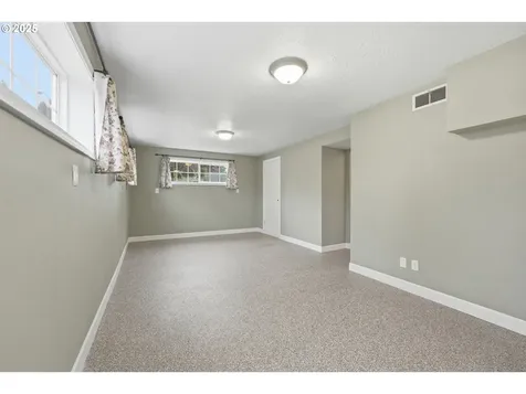 2555 NE 146th Drive Portland OR 97230