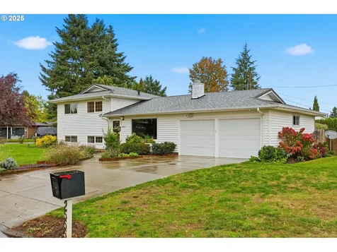 2555 NE 146th Drive Portland OR 97230