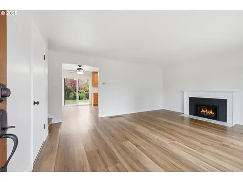 2555 NE 146th Drive Portland OR 97230