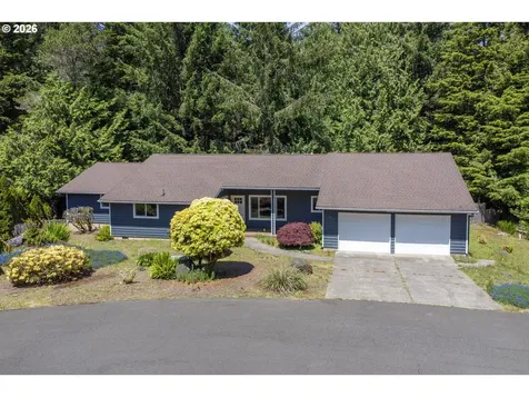 60 Seagrove Place Lincoln City OR 97367