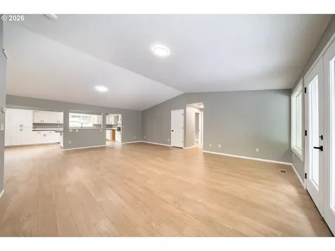 60 Seagrove Place Lincoln City OR 97367