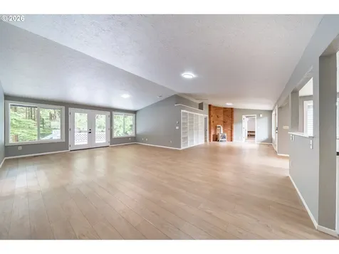 60 Seagrove Place Lincoln City OR 97367