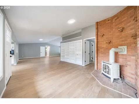 60 Seagrove Place Lincoln City OR 97367