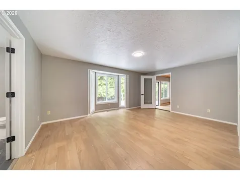60 Seagrove Place Lincoln City OR 97367