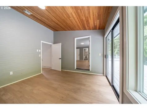 60 Seagrove Place Lincoln City OR 97367