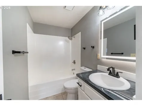 60 Seagrove Place Lincoln City OR 97367
