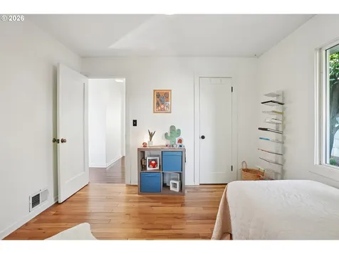 404 NE 108th Avenue Portland OR 97220
