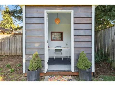 404 NE 108th Avenue Portland OR 97220