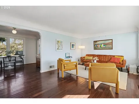 404 NE 108th Avenue Portland OR 97220