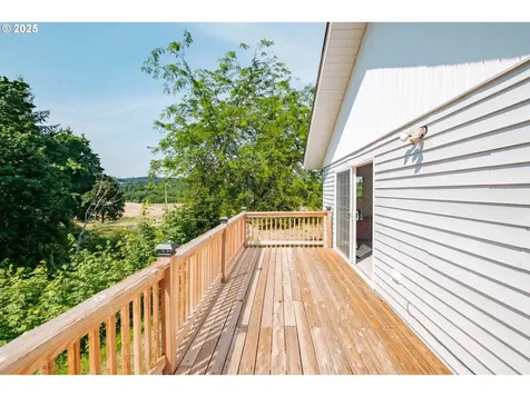 28450 Pleasant Valley Road Sweet Home OR 97386