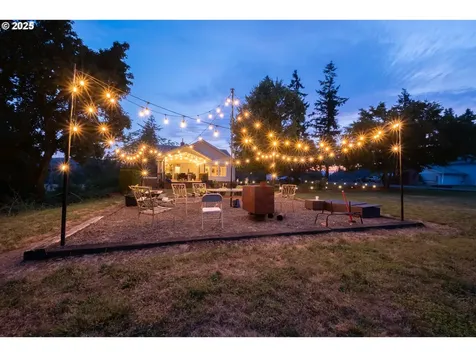 28450 Pleasant Valley Road Sweet Home OR 97386