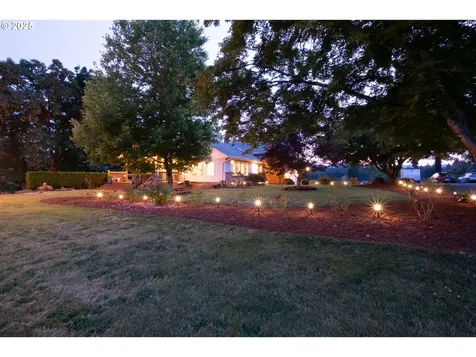 28450 Pleasant Valley Road Sweet Home OR 97386