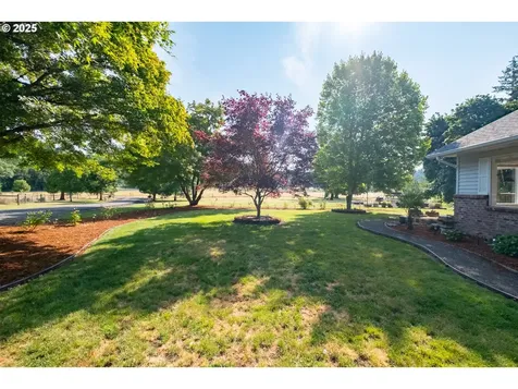28450 Pleasant Valley Road Sweet Home OR 97386
