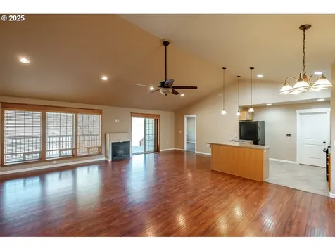 28450 Pleasant Valley Road Sweet Home OR 97386