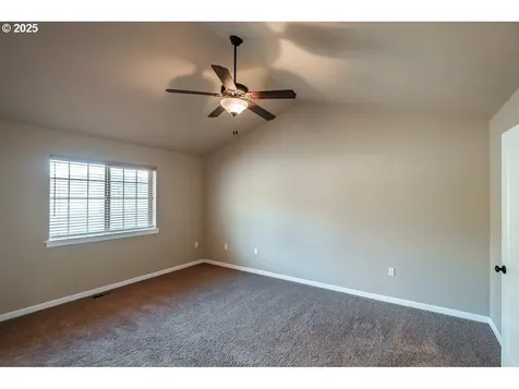 28450 Pleasant Valley Road Sweet Home OR 97386