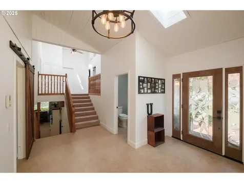 28450 Pleasant Valley Road Sweet Home OR 97386