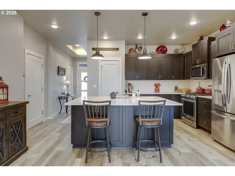 2132 NW Mcgarey Drive Mcminnville OR 97128