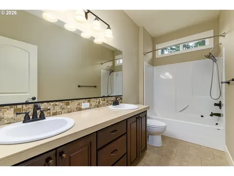 15432 NW Dominion Drive Portland OR 97229